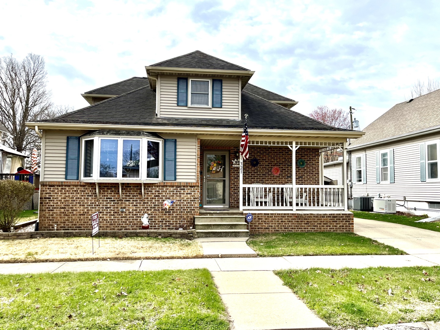 103 Real Estate Listings Main Image