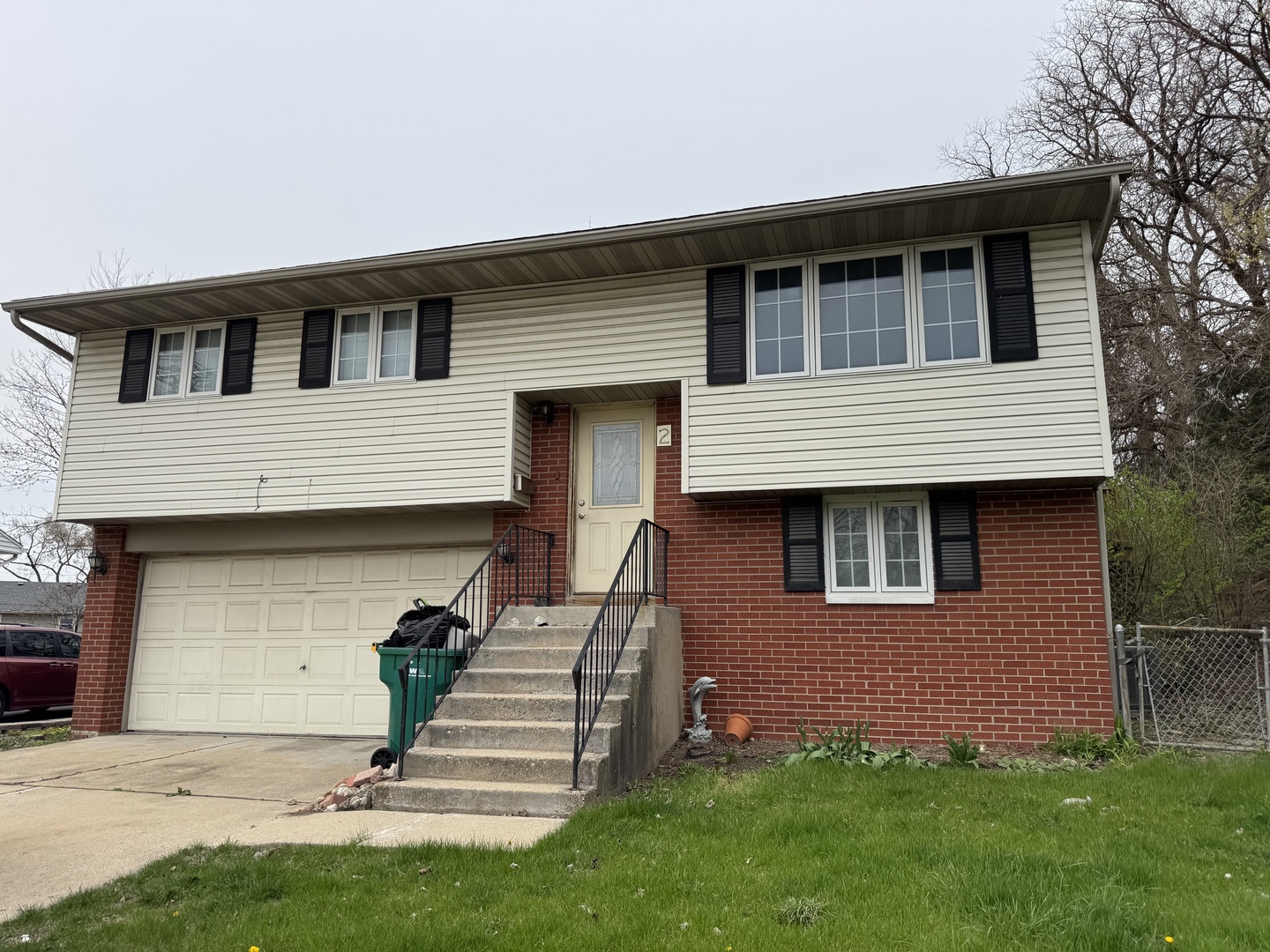 2 Ambassador Avenue Property Photo
