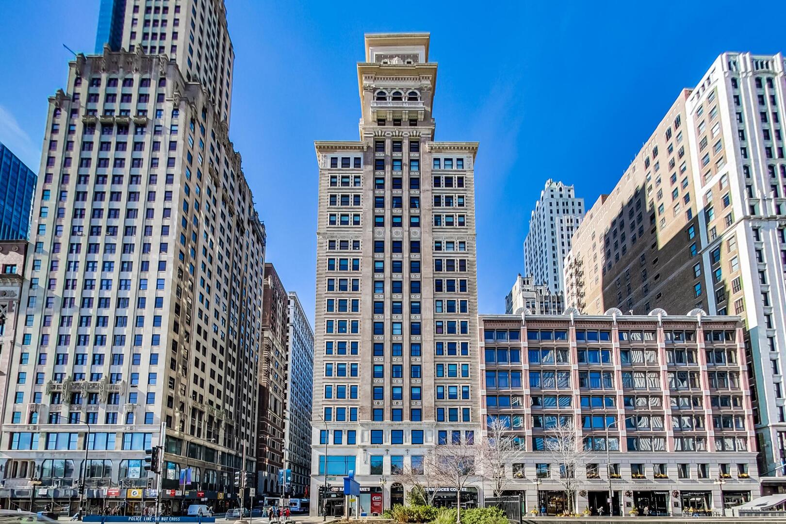 6 N Michigan Avenue 1211 Property Photo