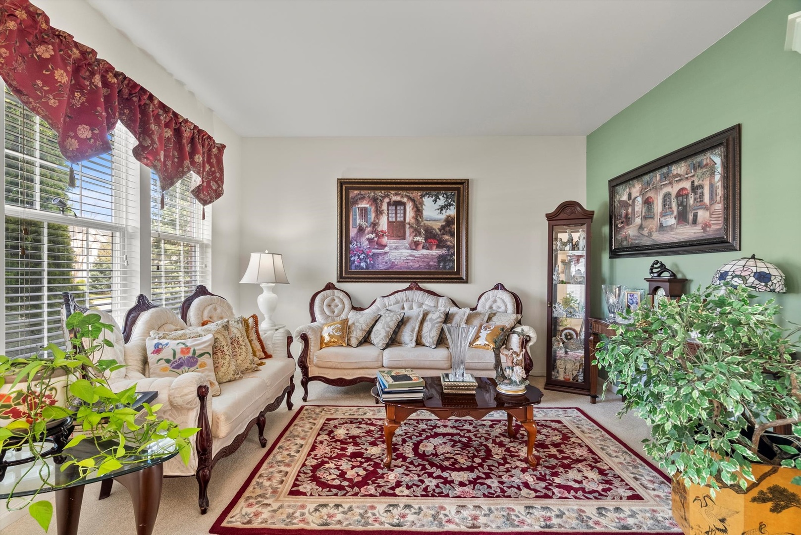 24117 Nottingham Avenue Property Photo 4