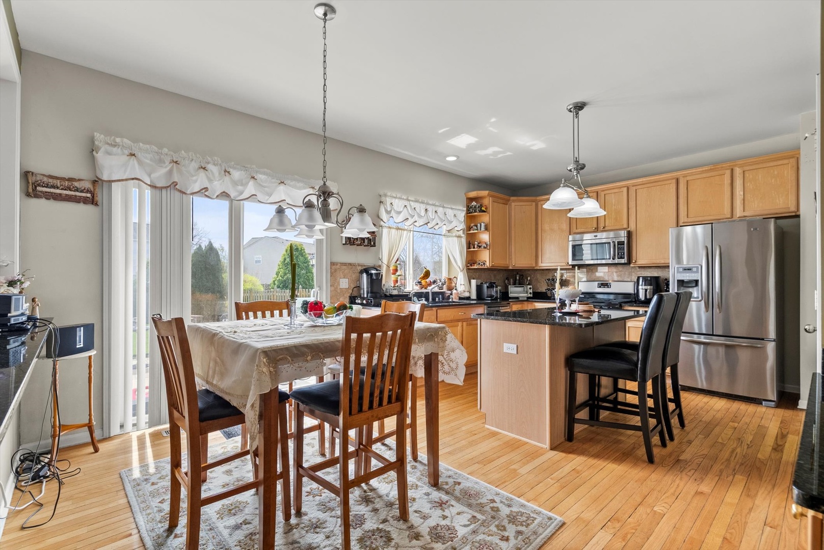 24117 Nottingham Avenue Property Photo 9
