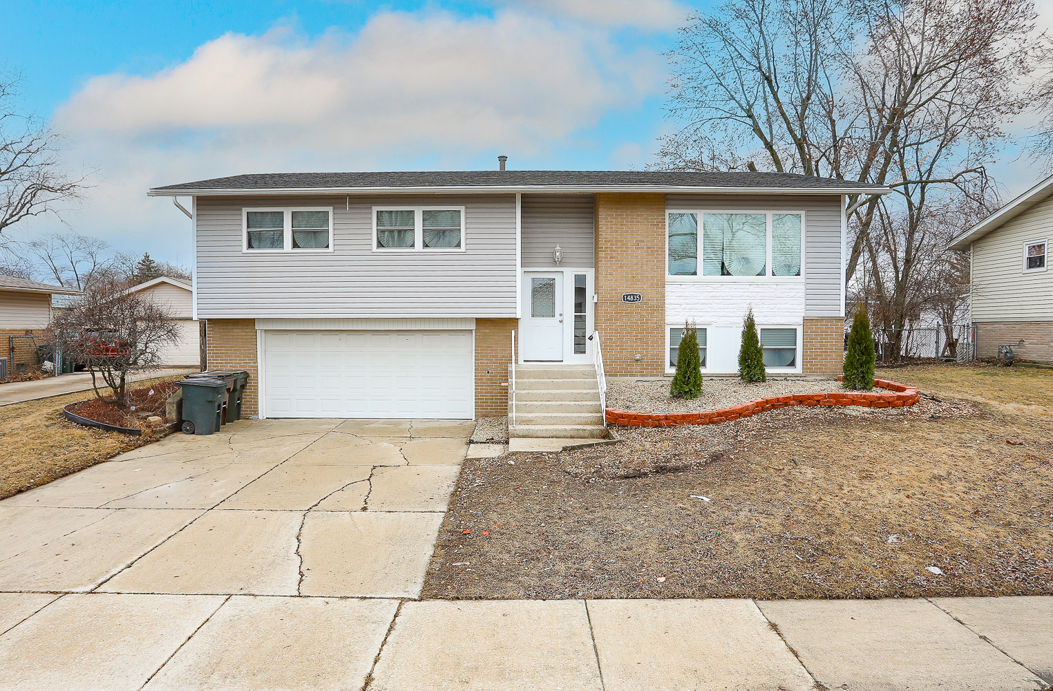 14835 Menard Avenue Property Photo