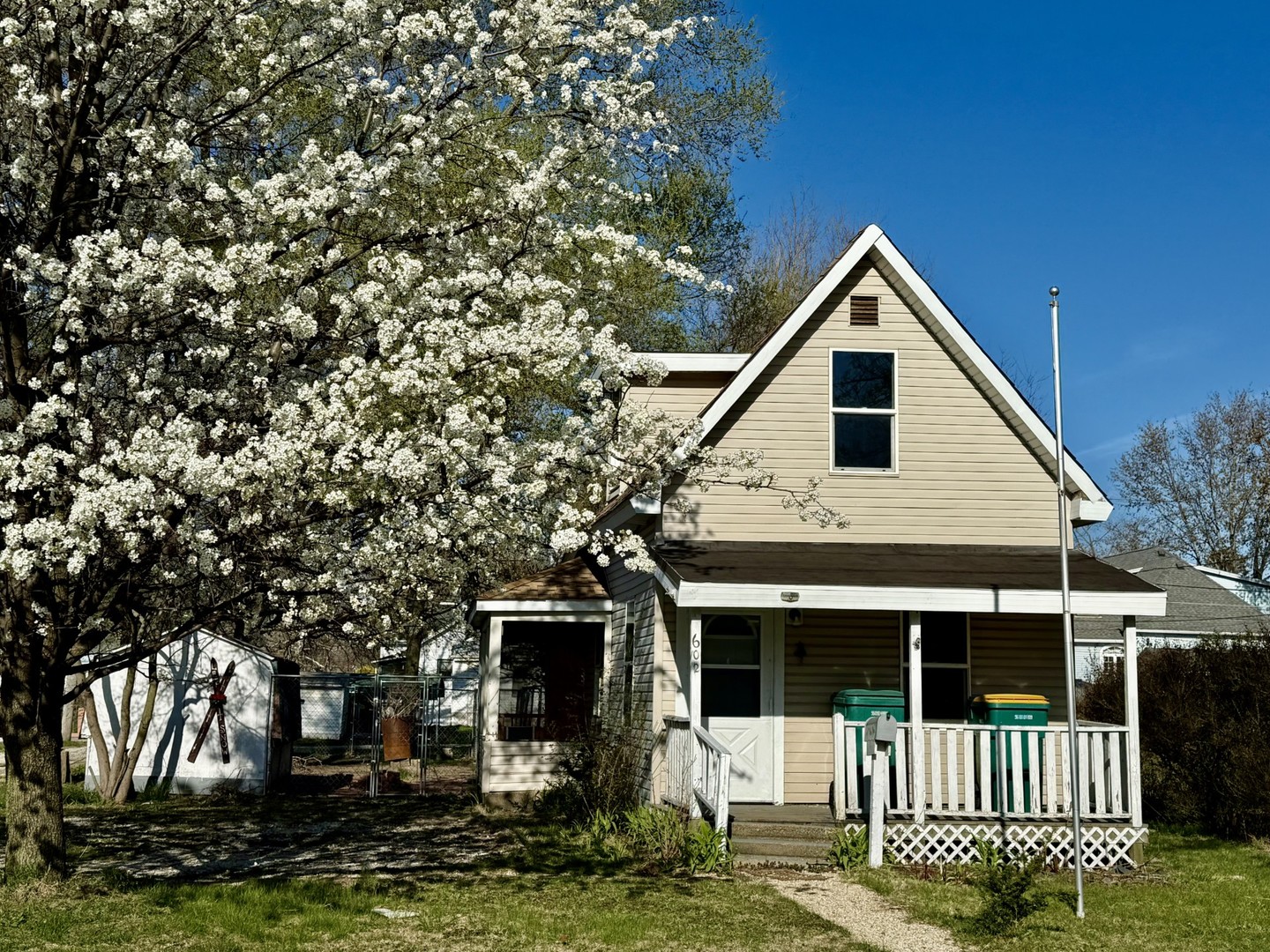 602 N Monroe Street Property Photo
