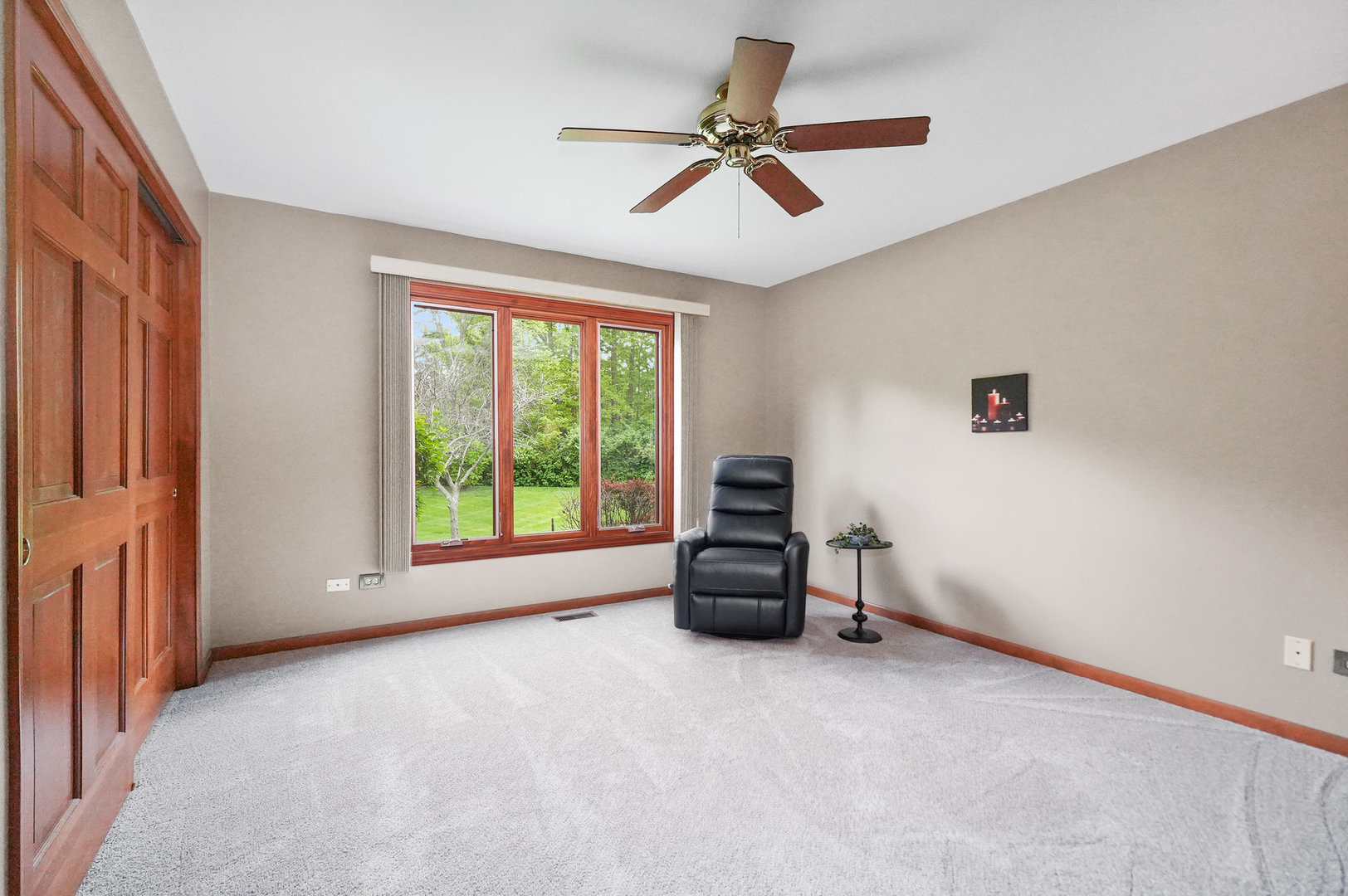 2756 Fox River Ln Property Photo 17