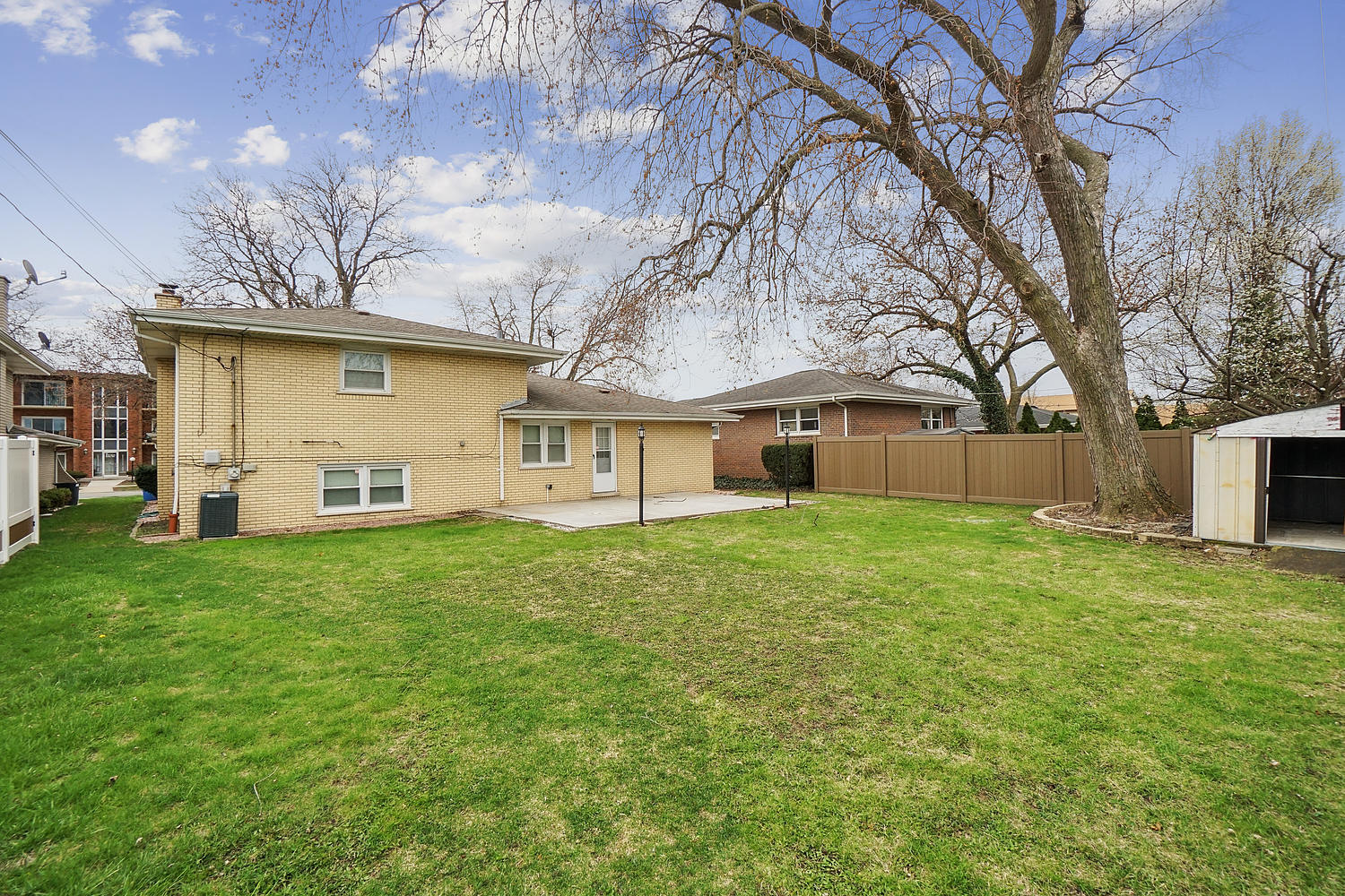 9732 S Keeler Avenue Property Photo 2