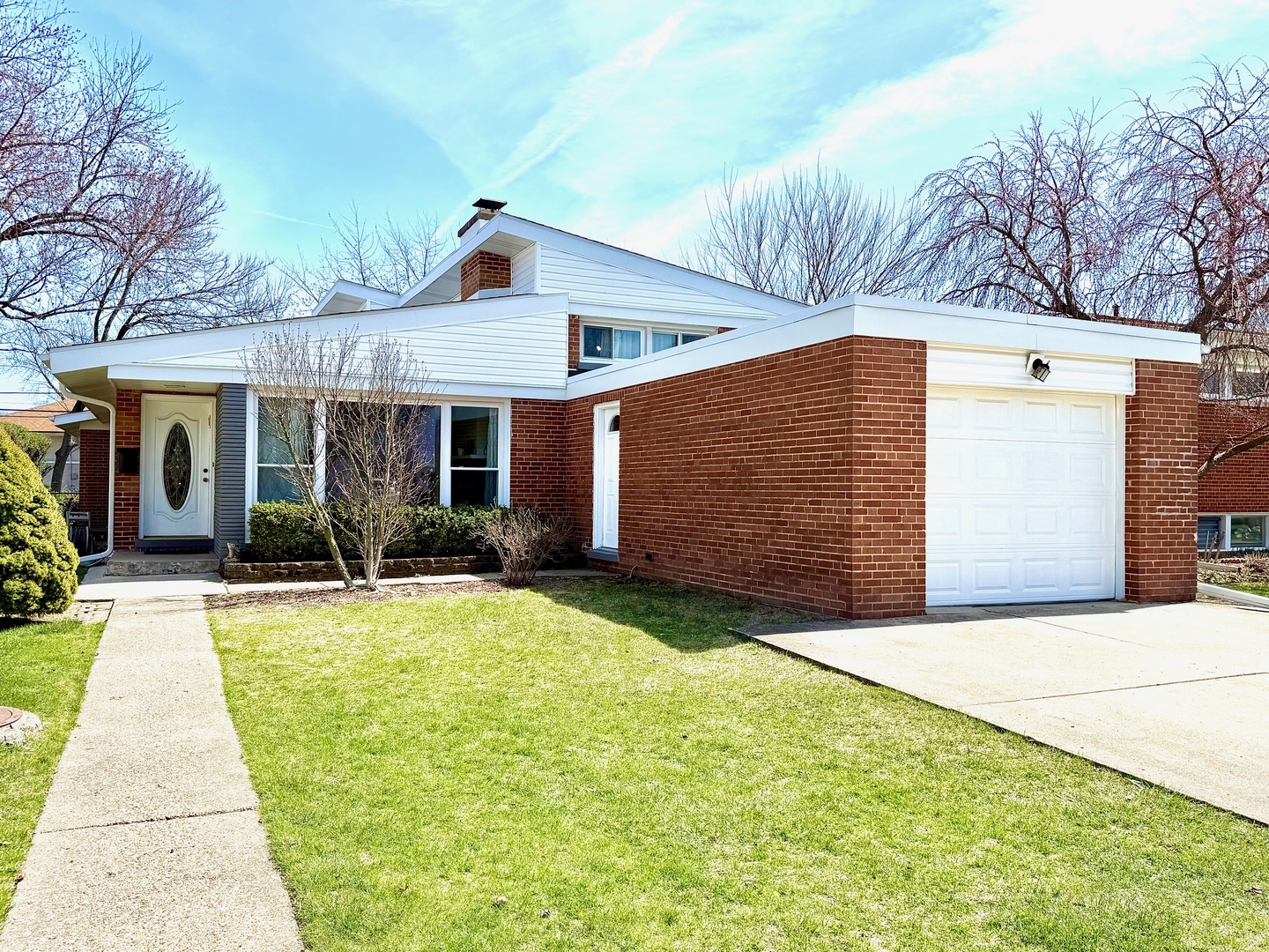9131 Kilbourn Avenue Property Photo