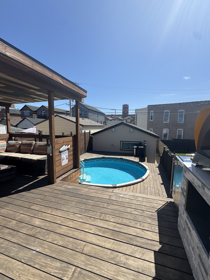 455 W 38th Street Property Photo 24