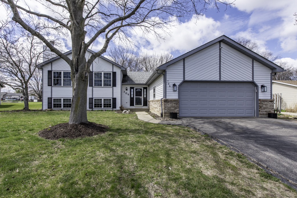 706 Roberts Road Property Photo