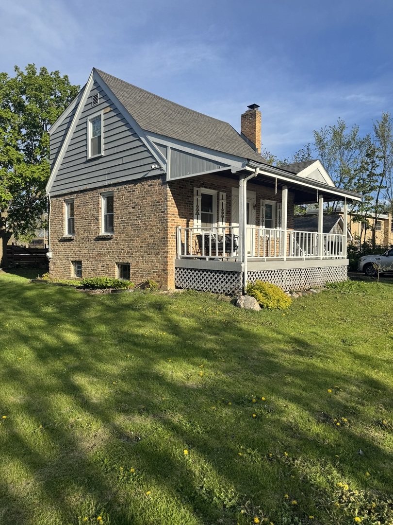 21 Real Estate Listings Main Image