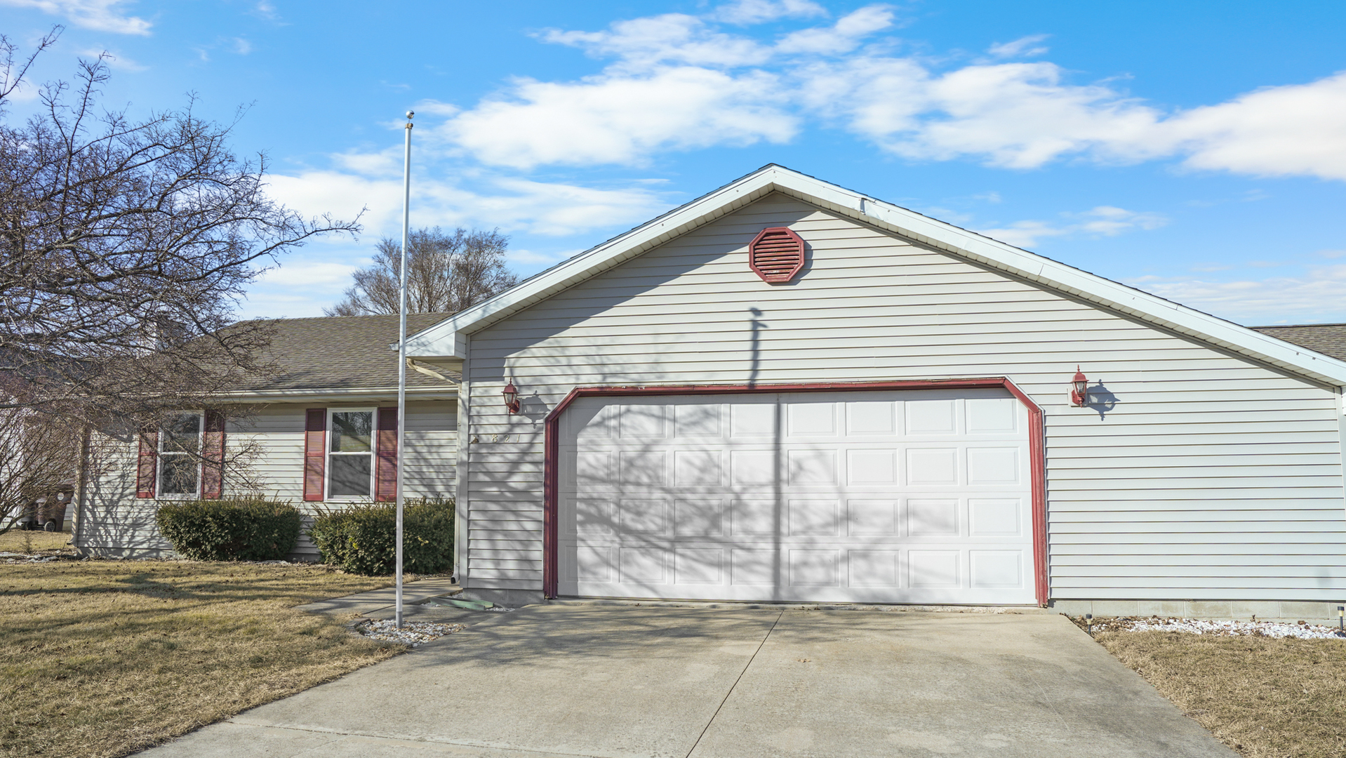 821 Park Drive Property Photo 4
