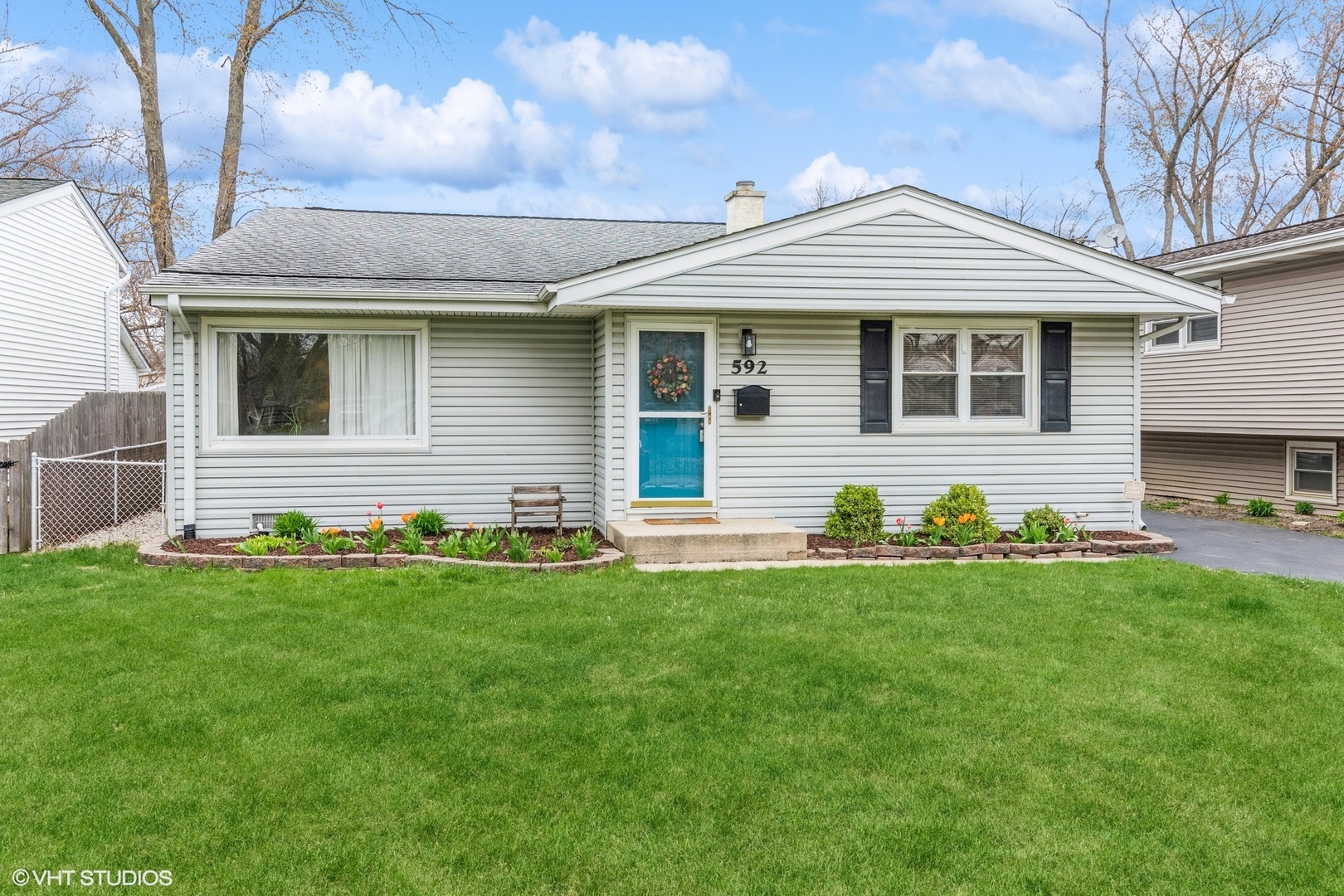 592 Lowden Avenue Property Photo 1