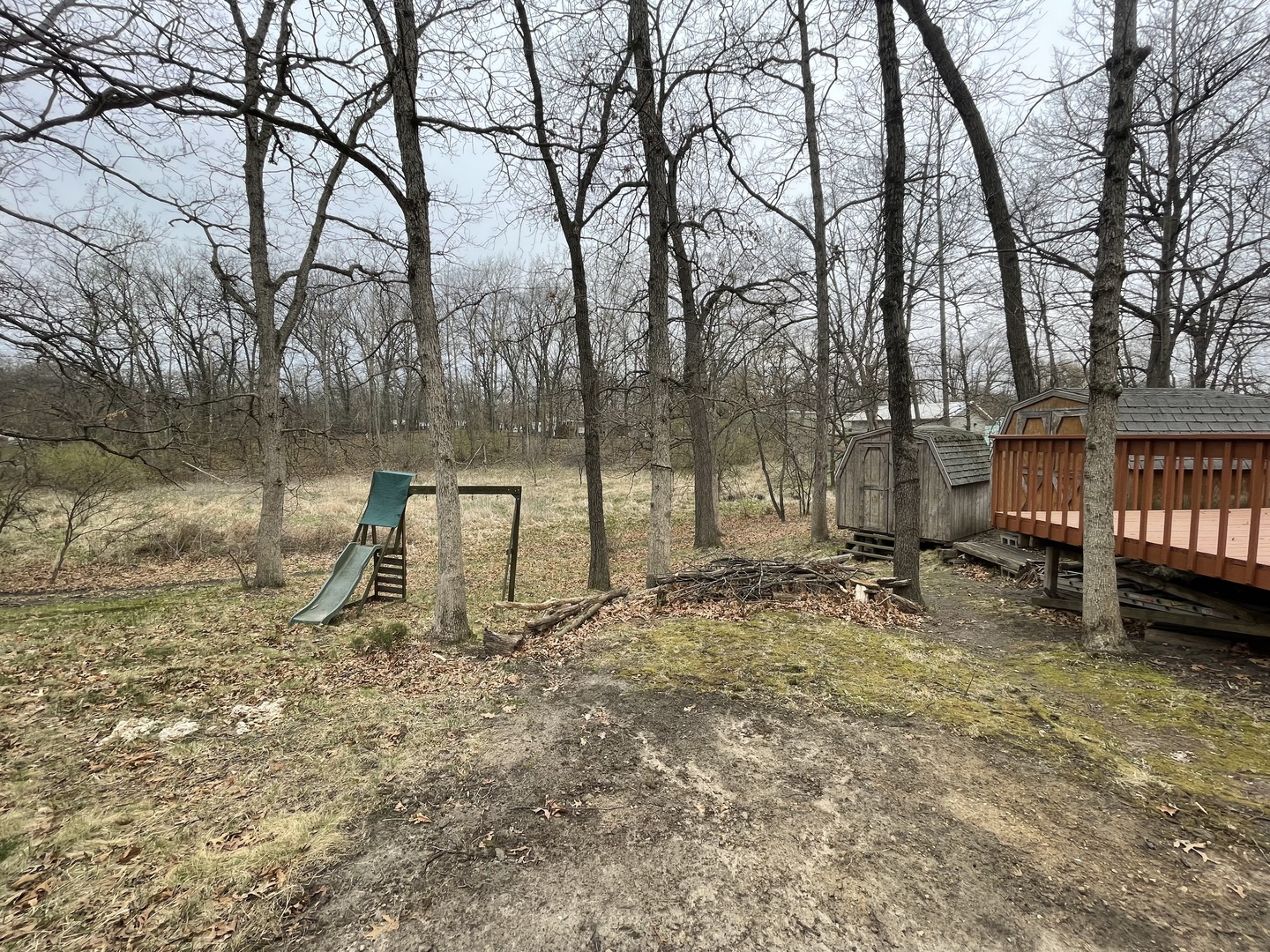 12-13 Woodhaven Lakes Property Photo 23