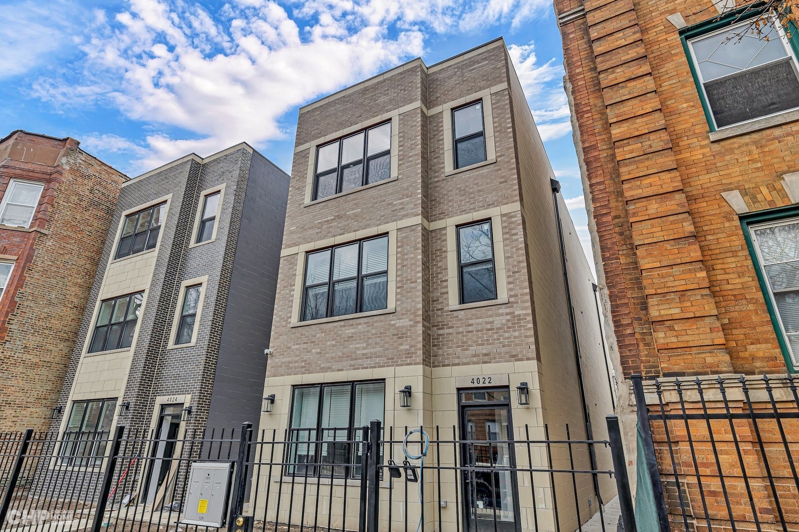 4022 S Calumet Avenue 3 Property Photo