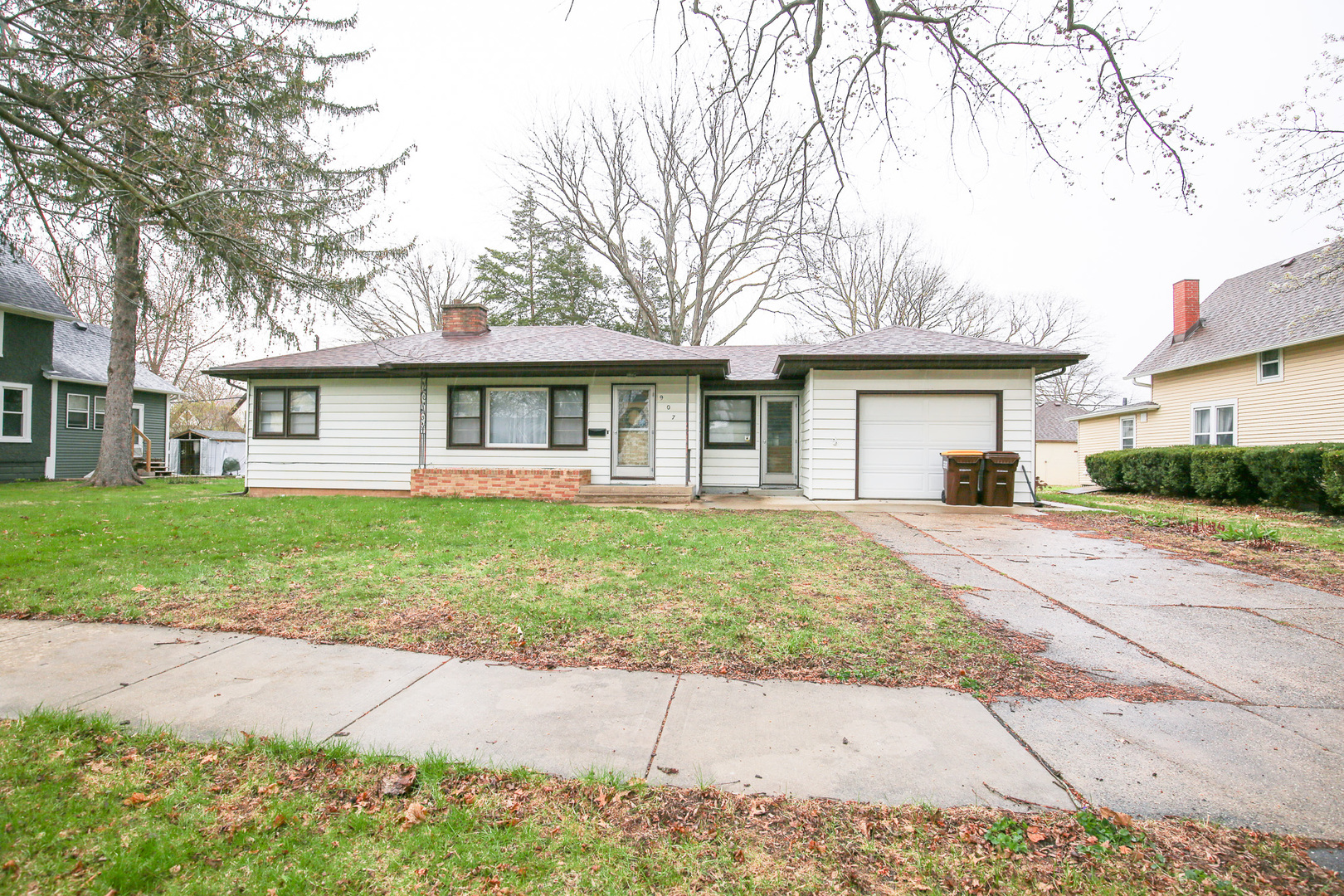 907 S 5th Street Property Photo