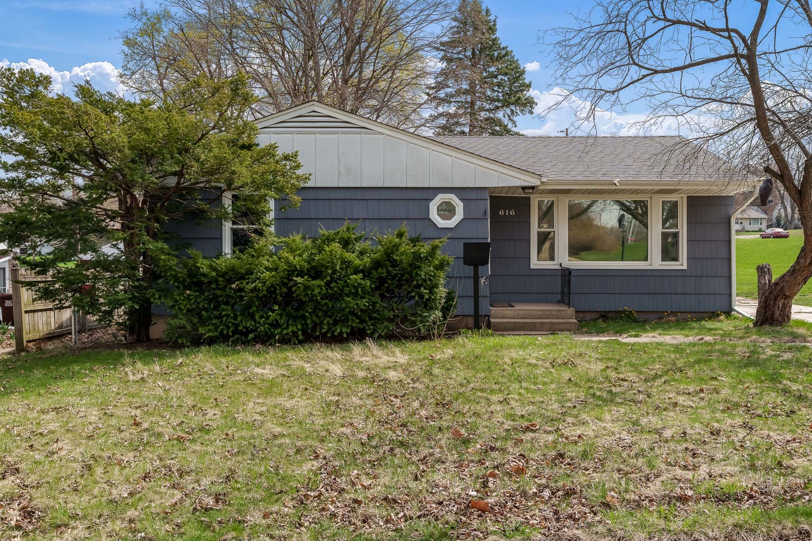 616 28th Street Property Photo