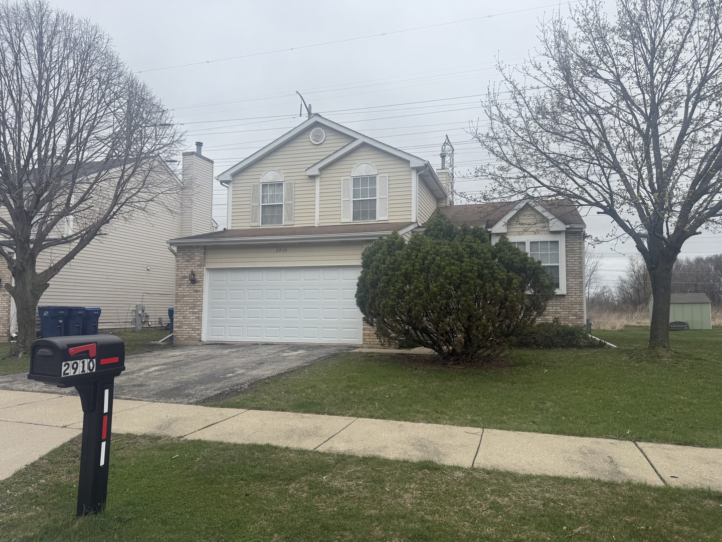 2910 W Clearview Avenue Property Photo