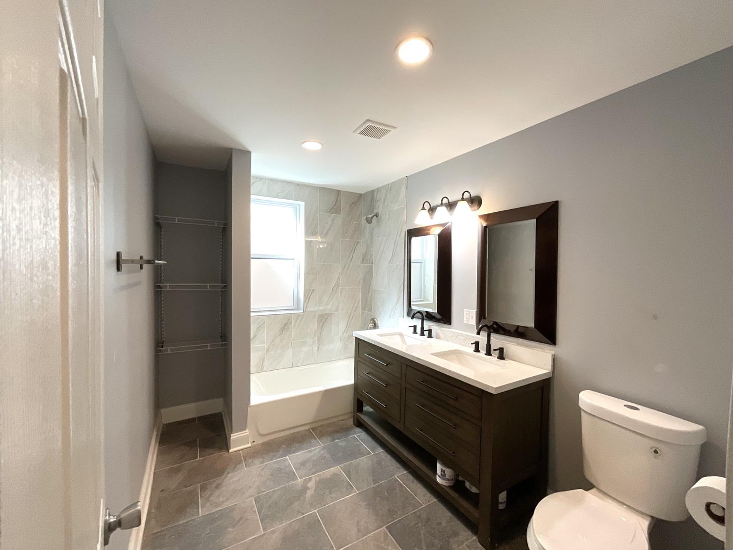 5726 S Sangamon Street Property Photo 6