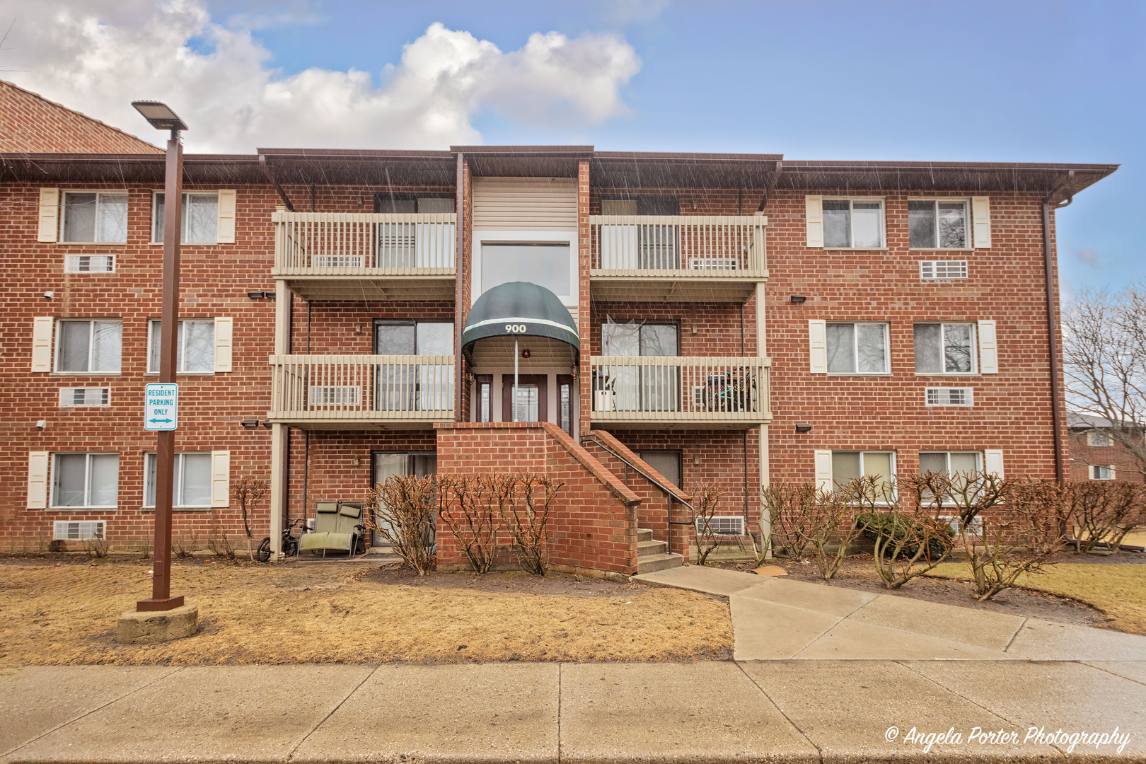 900 N Lakeside Drive 1d Property Photo