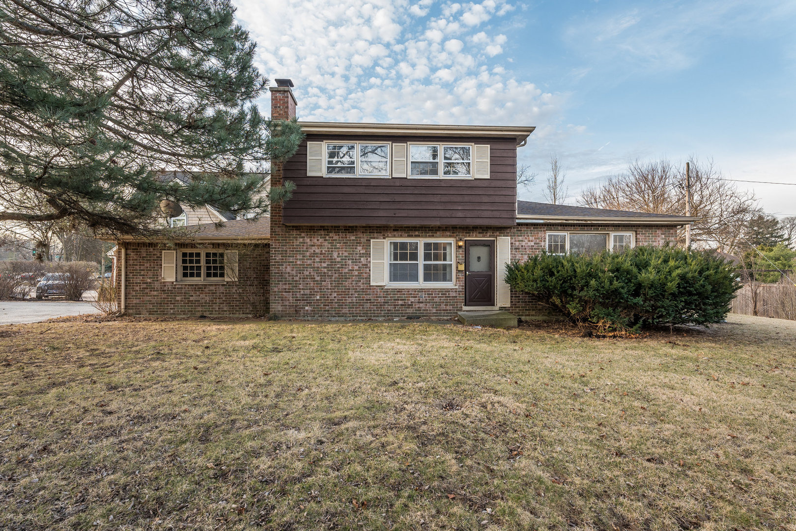 1344 Waukegan Road Property Photo