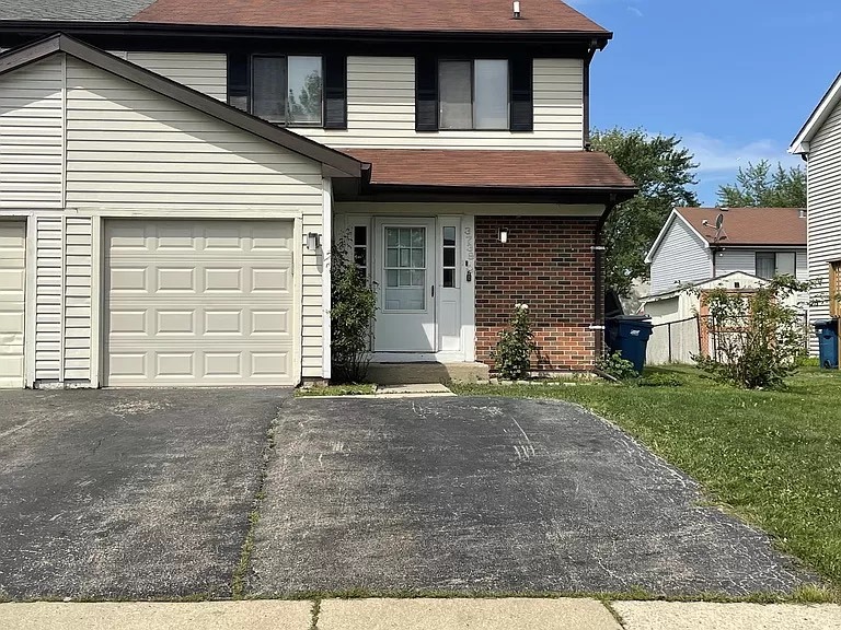 Glenbard North High School Real Estate Listings Main Image