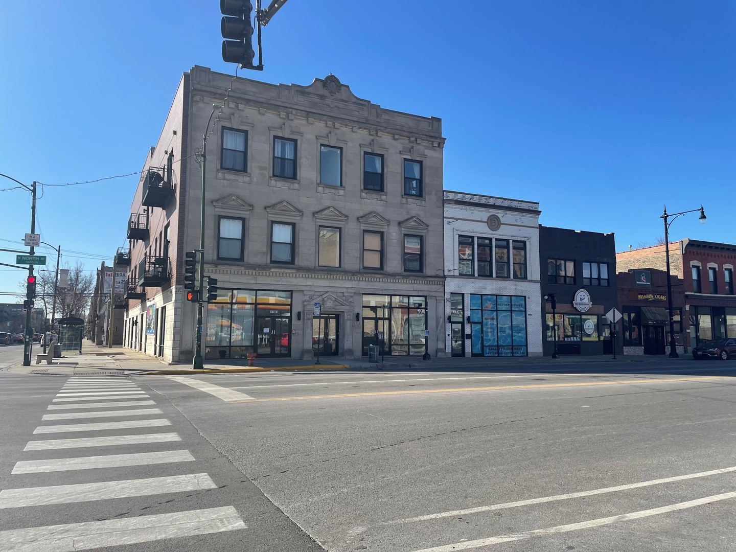 2401 W North Avenue Property Photo 2