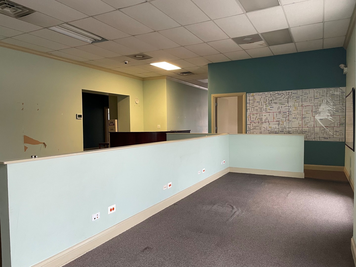 2401 W North Avenue Property Photo 9