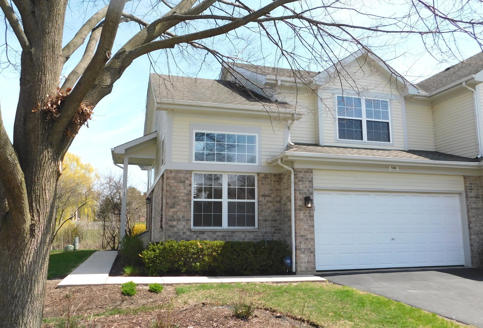 169 Avalon Court Property Photo