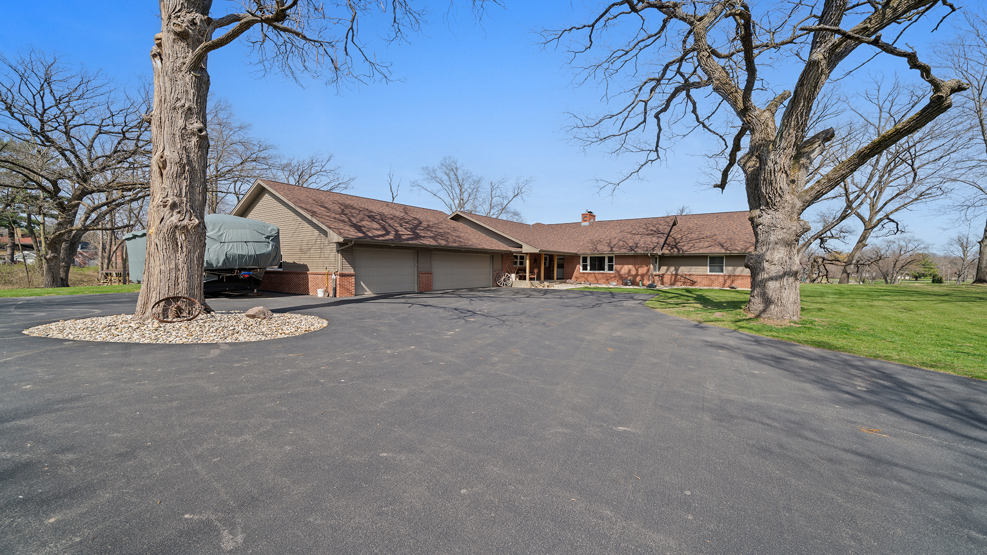 1831 Castle Drive Property Photo