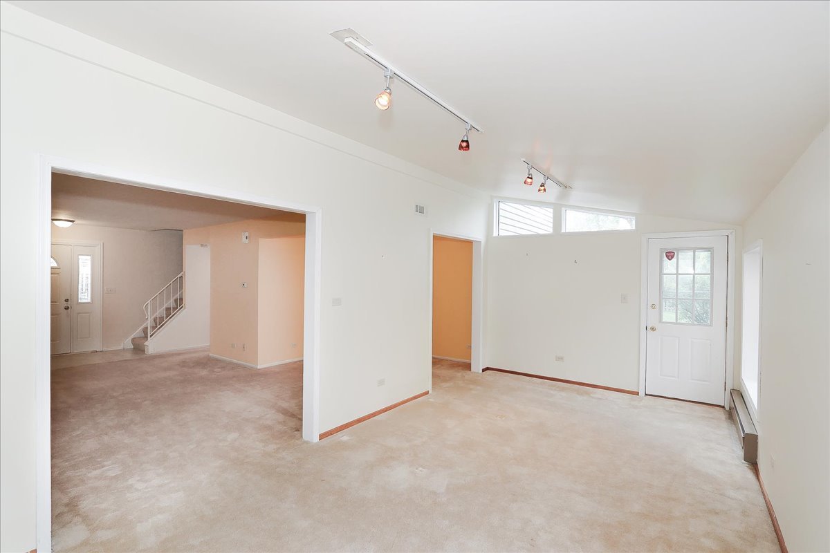 4946 Somerton Dr Property Photo 15