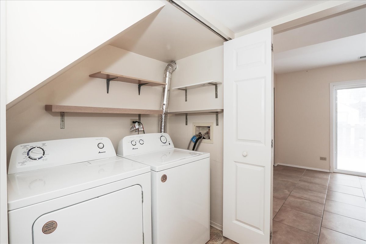 4946 Somerton Dr Property Photo 18