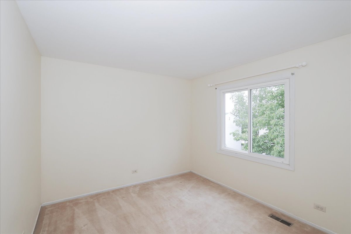 4946 Somerton Dr Property Photo 24
