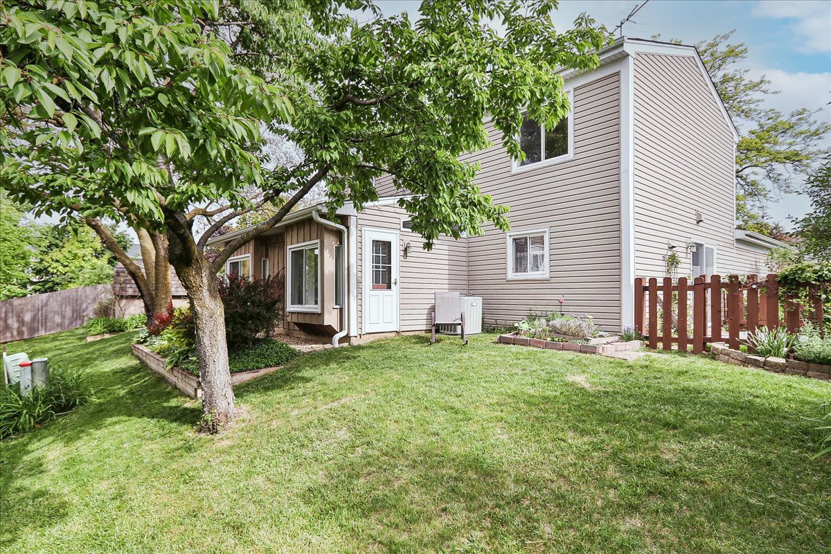4946 Somerton Dr Property Photo 30