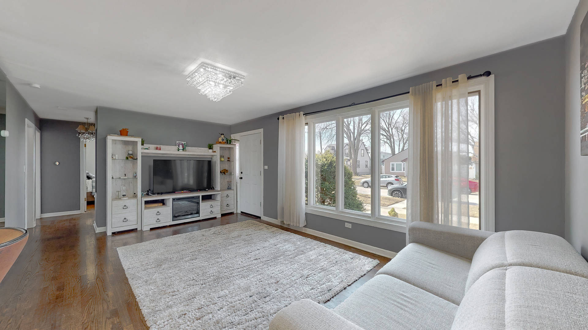 3229 George Street Property Photo 5