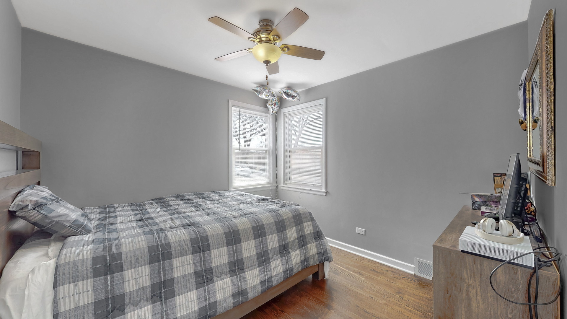 3229 George Street Property Photo 9