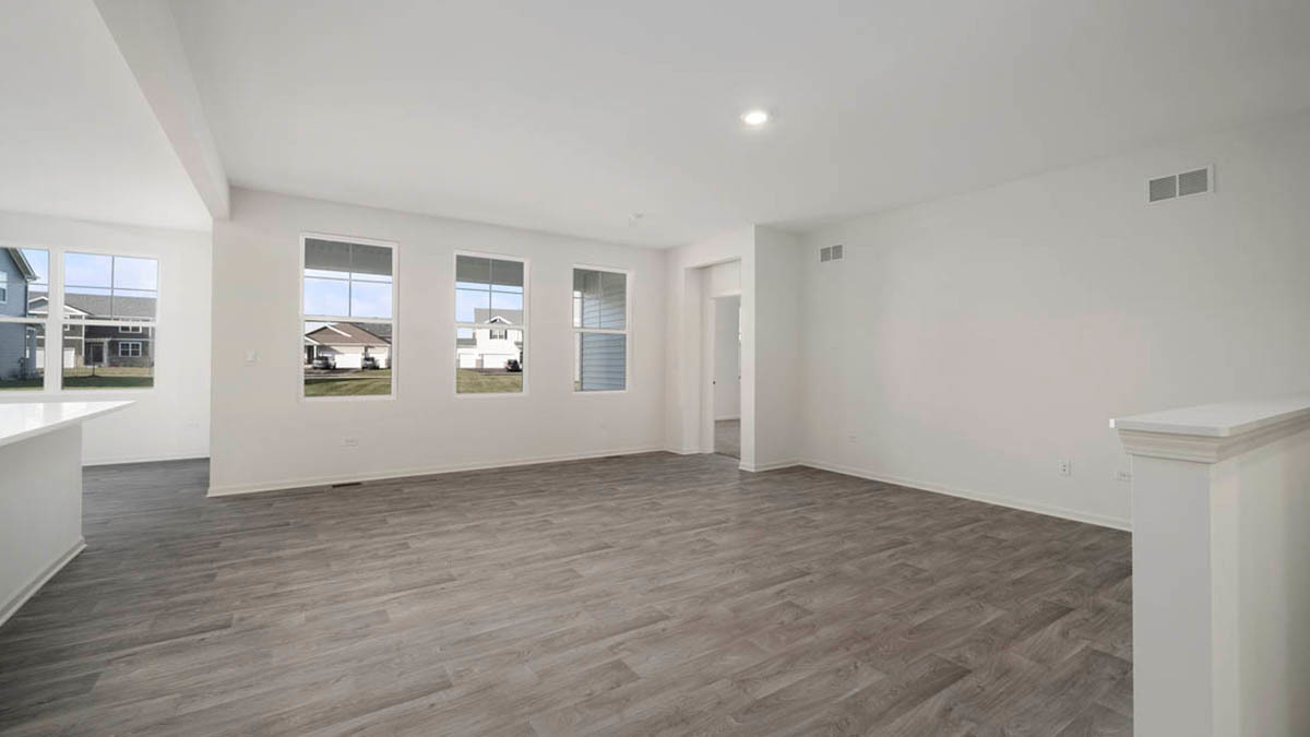 1275 Tiger Lily Drive Property Photo 6