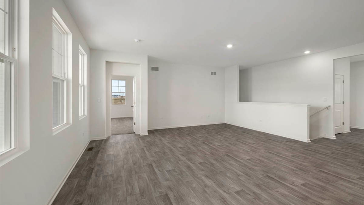 1275 Tiger Lily Drive Property Photo 8