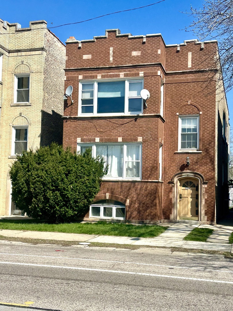 5336 W Foster Avenue Property Photo