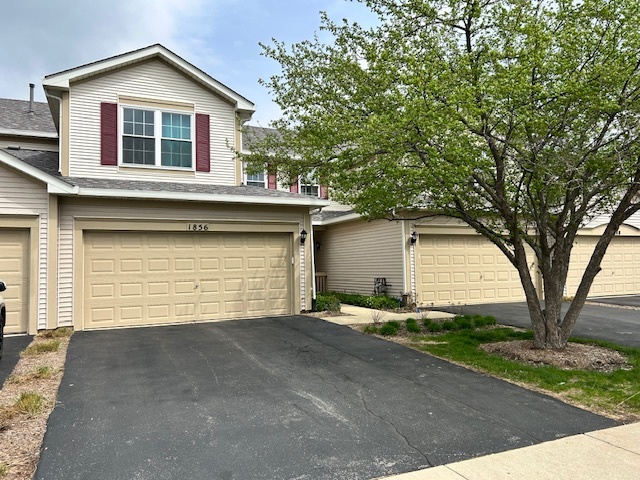 1856 S Wentworth Circle Property Photo