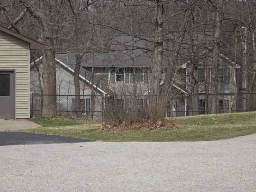 512 E Pease Street Property Photo 2