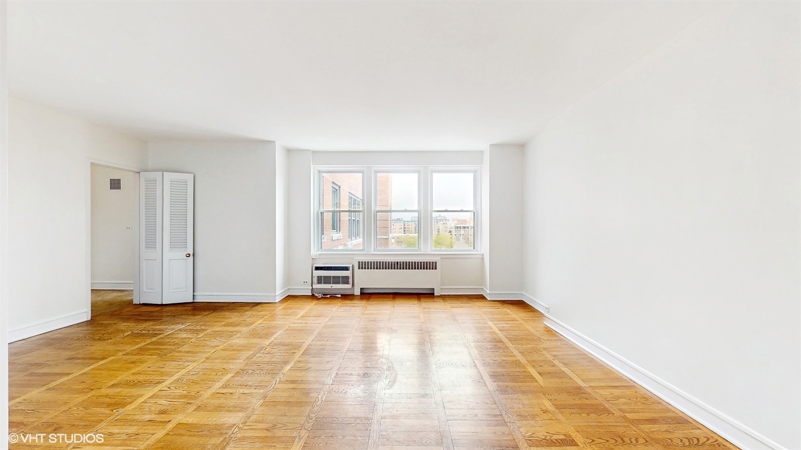 1585 Ridge Avenue 706 Property Photo 6