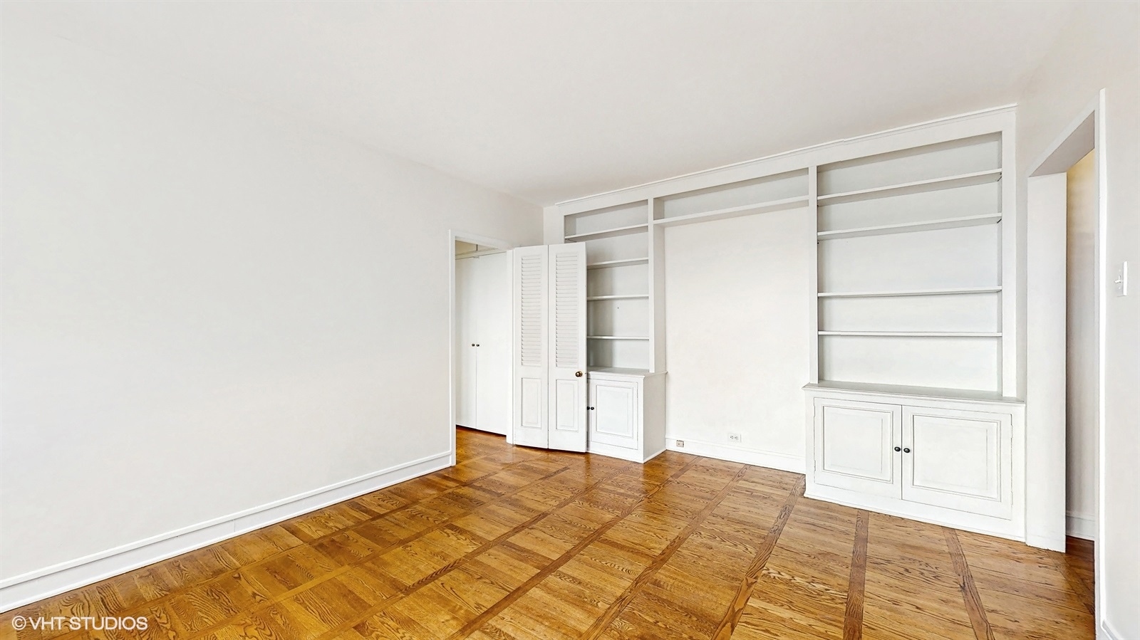 1585 Ridge Avenue 706 Property Photo 11