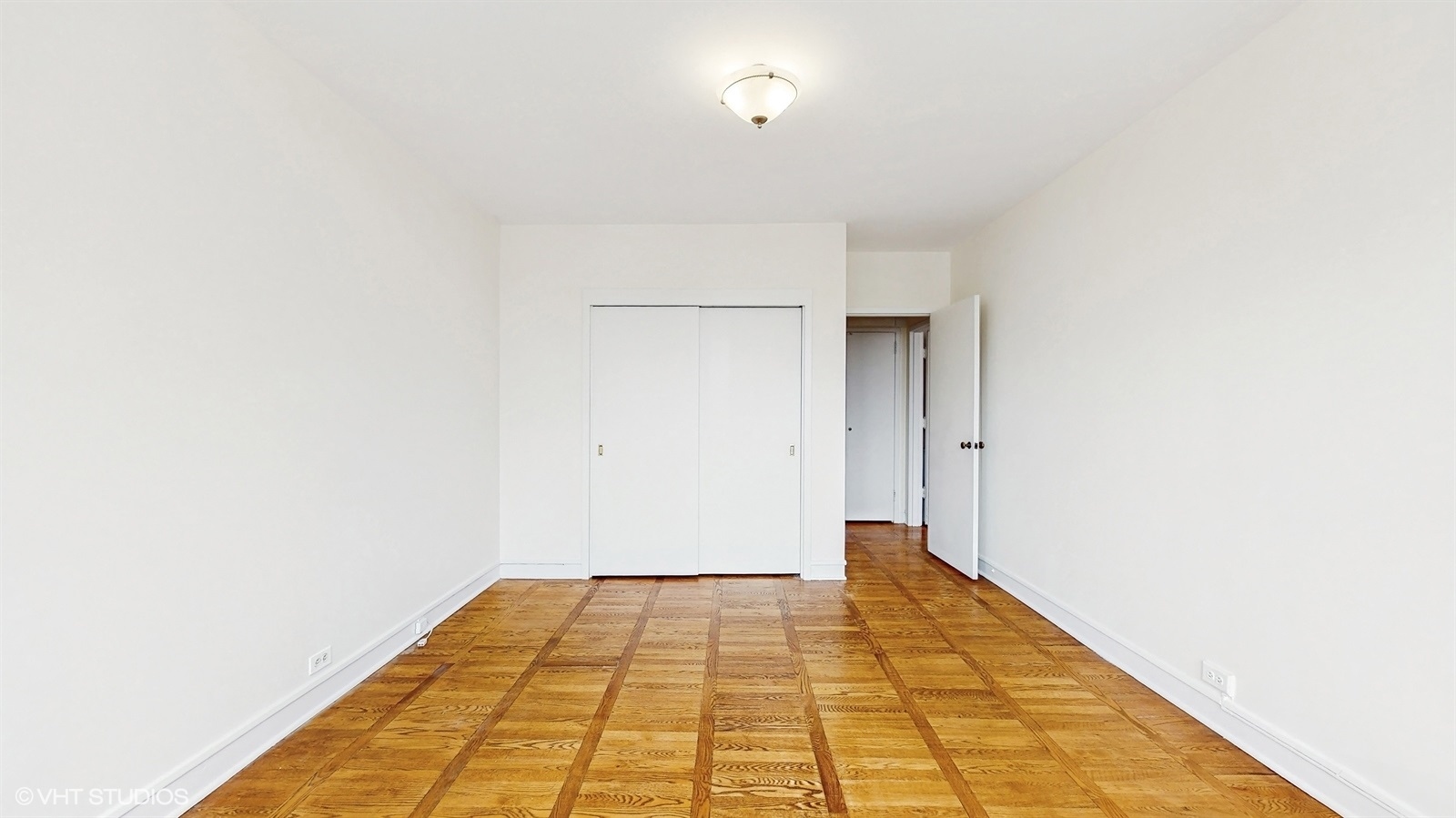 1585 Ridge Avenue 706 Property Photo 21