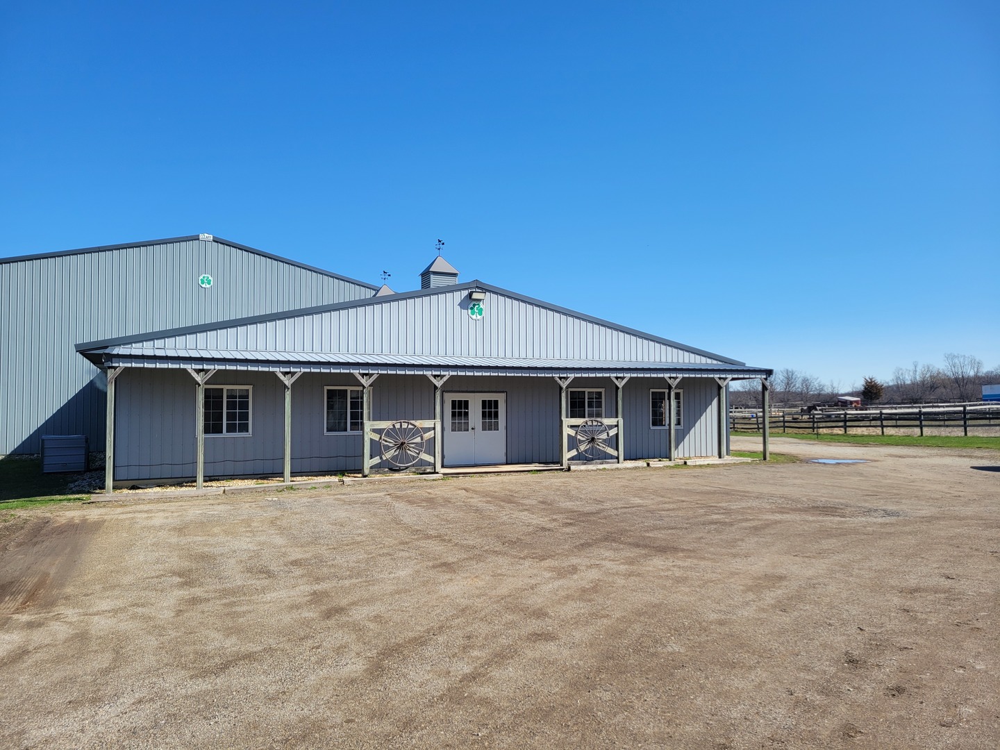 26011 N Rand Road Property Photo 12