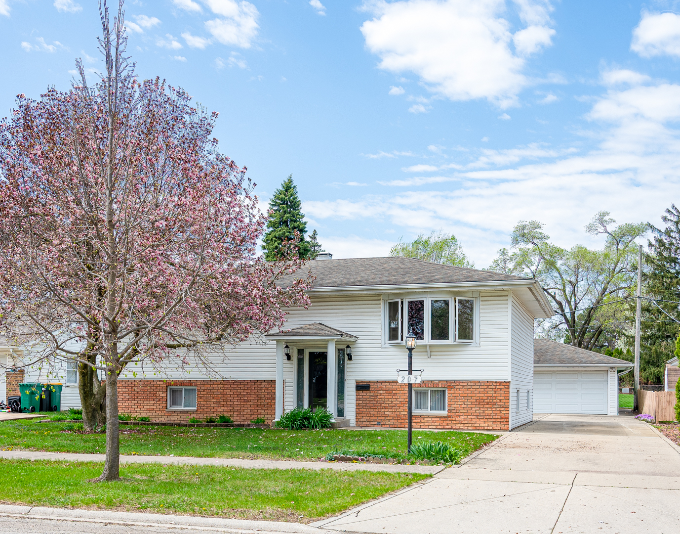 207 Muehl Drive Property Photo