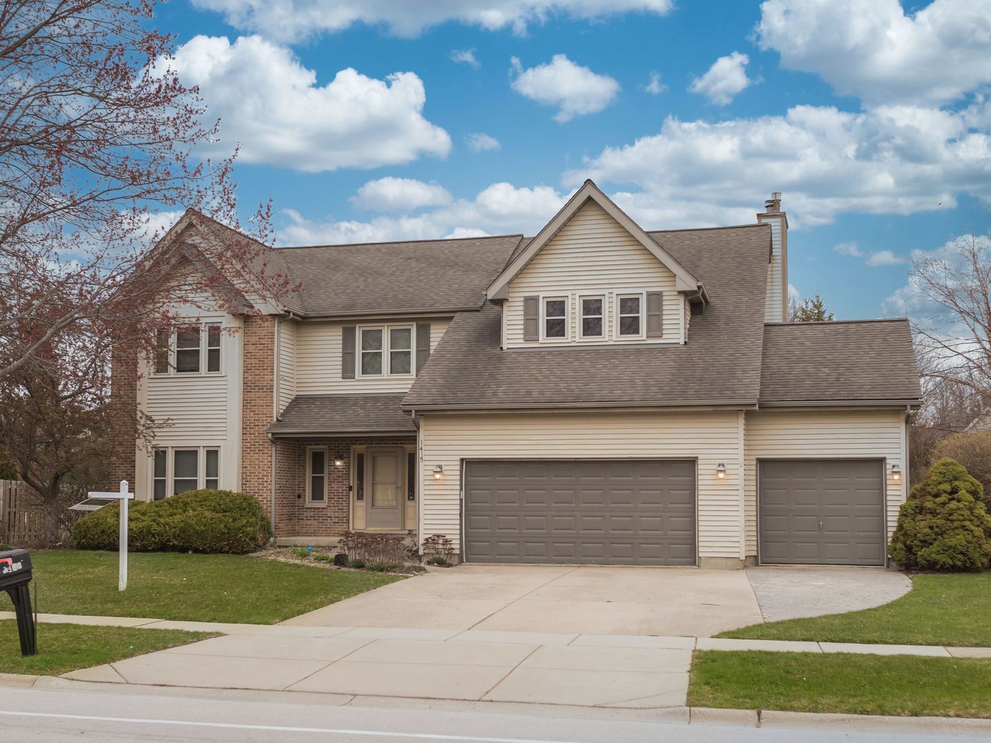 1415 Stonegate Road Property Photo