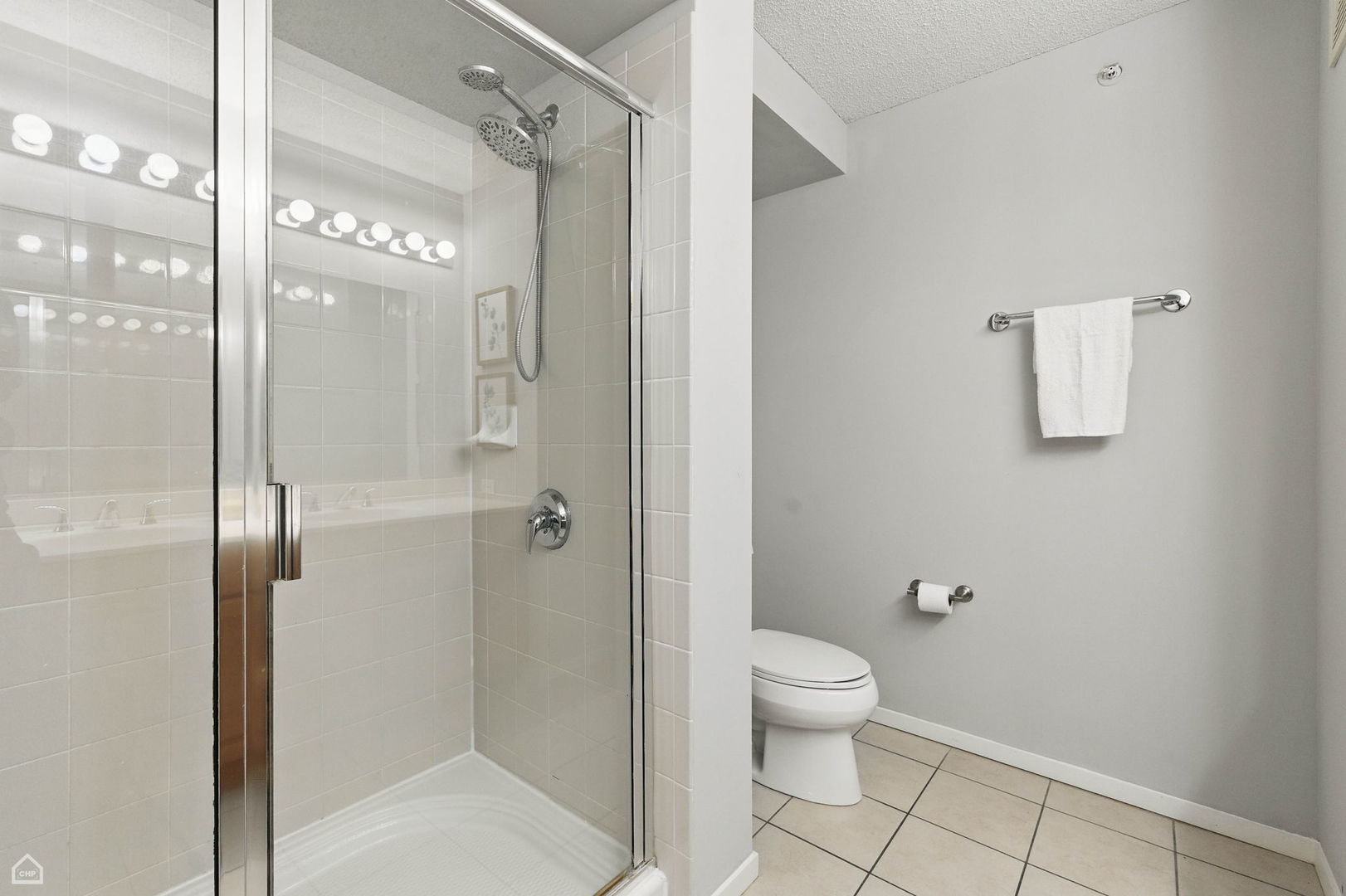 9715 Woods Drive 805 Property Photo 22