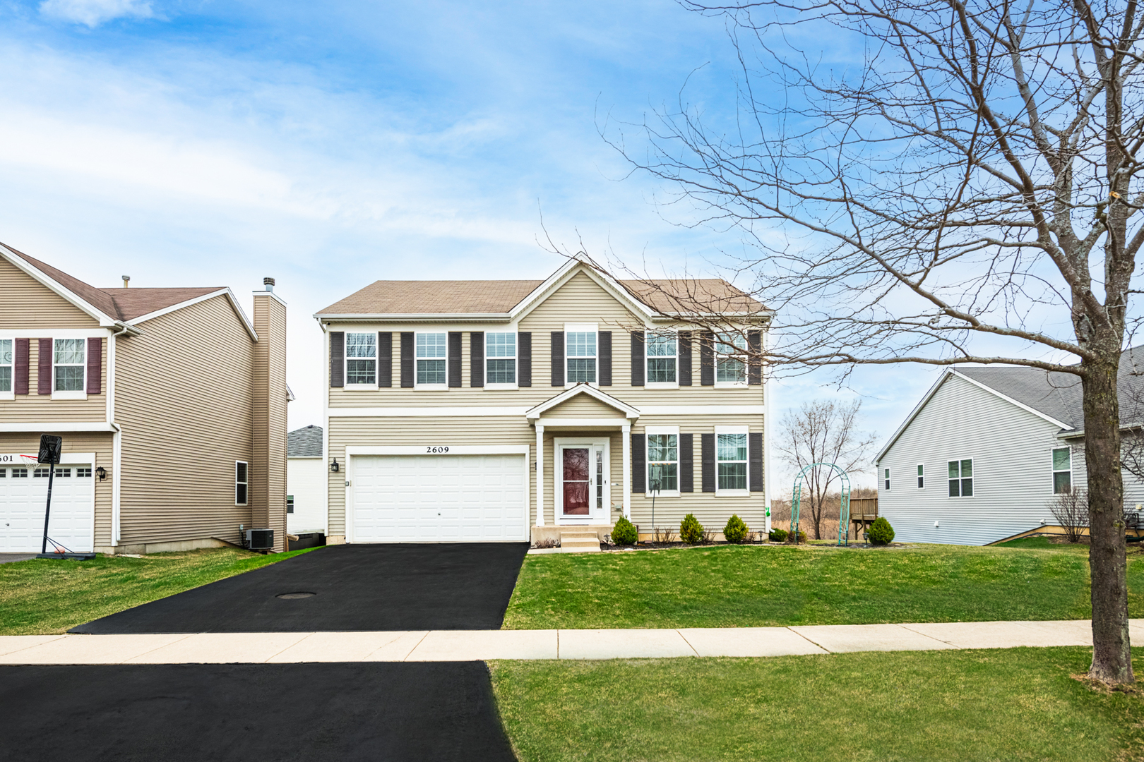 2609 Thistle Lane Property Photo