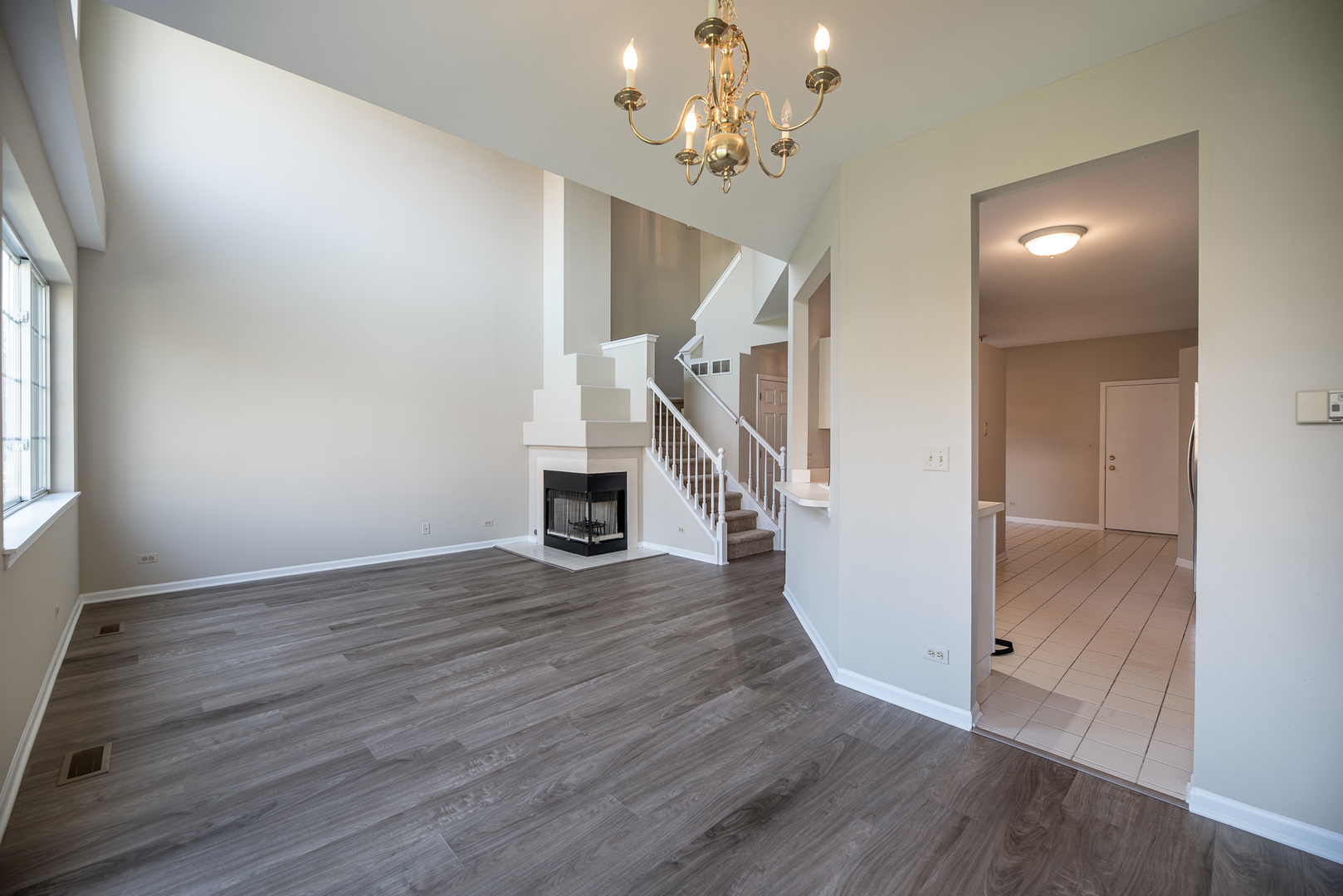 5464 Mayflower Junction Property Photo 7