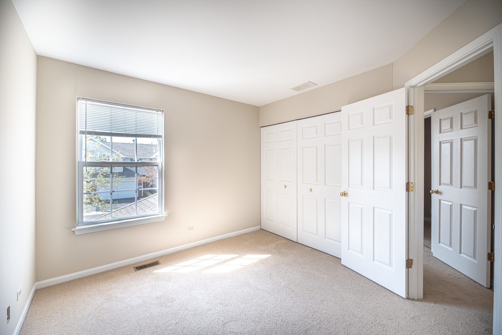 5464 Mayflower Junction Property Photo 19