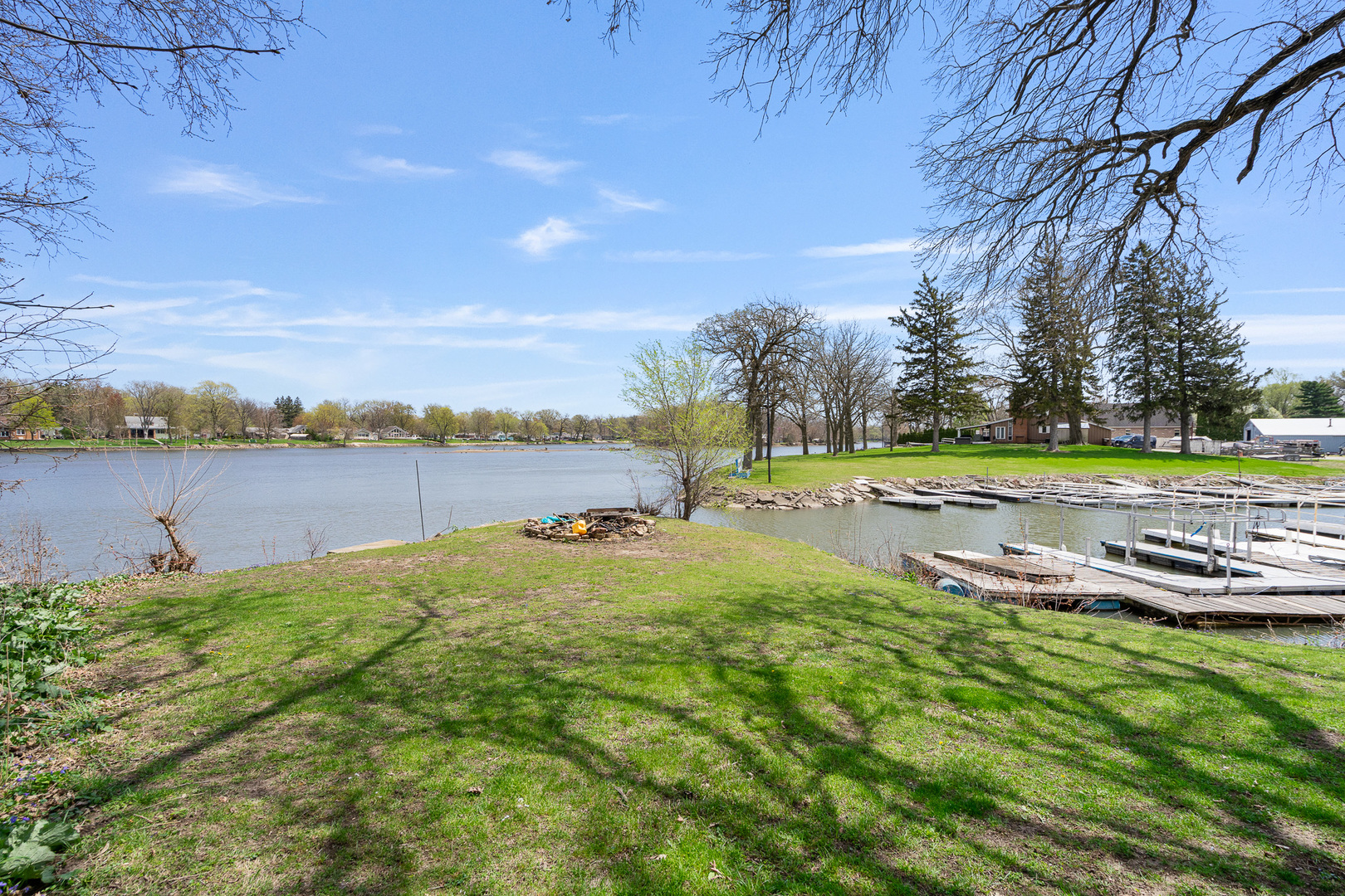 2697 River Road Property Photo 2